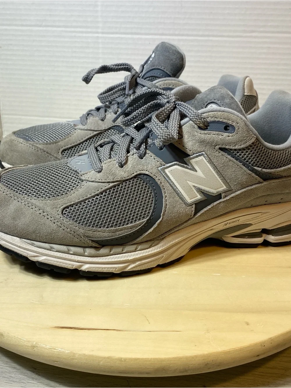 New Balance 2002R Grey Running Shoes M2002RST Men's Size 10.5  READ…